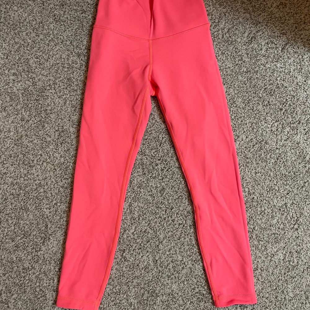 Lululemon reversible Wunder Under tight 25”